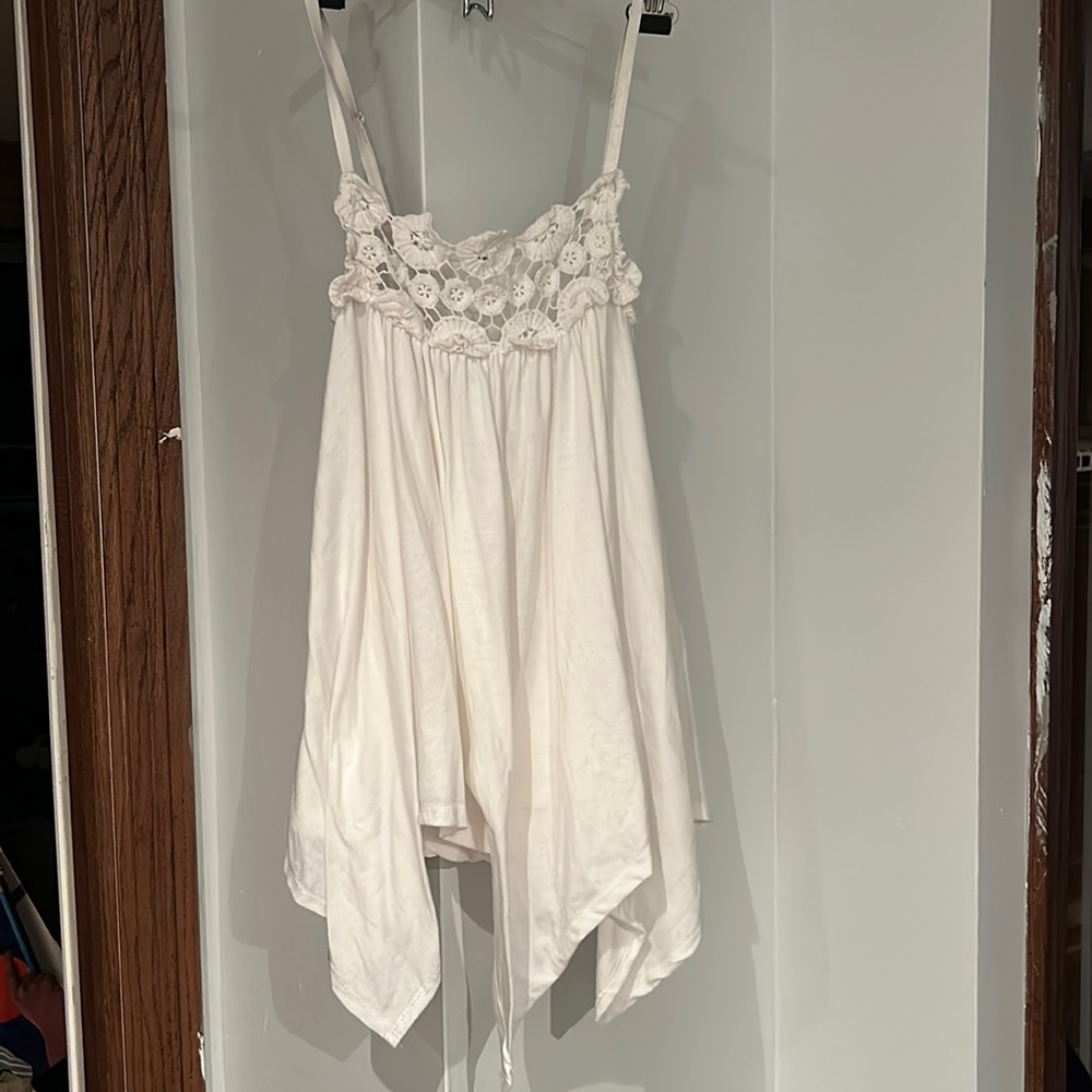 White tank
